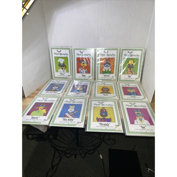 Kitty City 12 quilt patterns + finishing instructions 54" x 79" New Amy Bradley - Picture 1 of 11